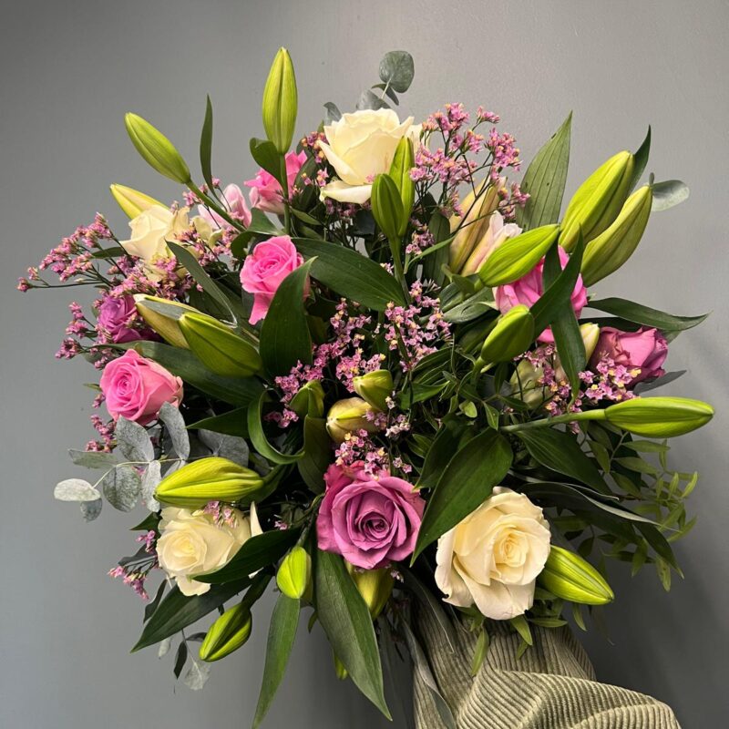 Treat the one you love to this classic combination of Roses and Lilies! that stand the test of time. Order online for next day delivery.