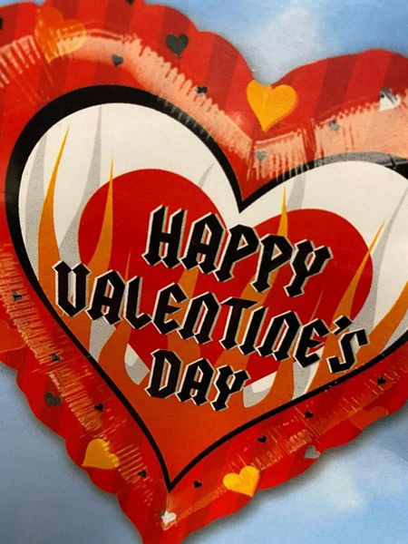 Happy Valentines Day Balloon. Treat your loved one. Pick up or local Delivery available, or add as an extra to your Bouquet Order