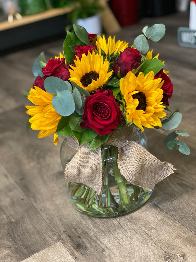 You are my Sunshine - the perfect combination for your loved one. Order online for your next day flower delivery or collect in store Bishops Stortford