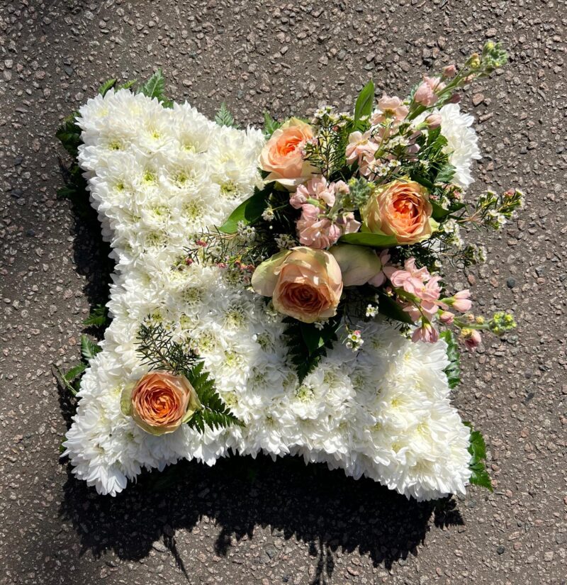 The Pillow symbolises a comfortable resting place for your loved one. Funeral Tribute. Order online with your personal choices. Bishops Stortford